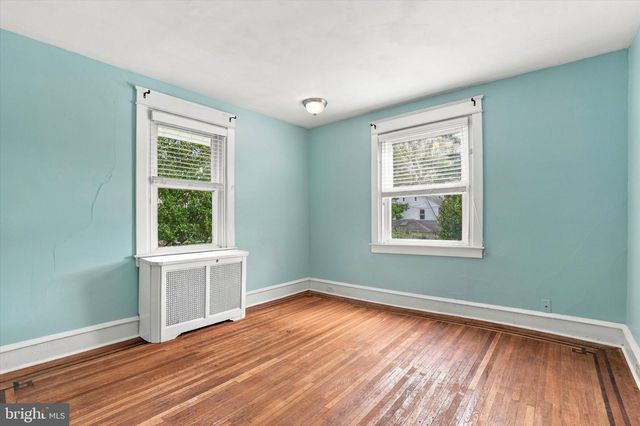 116 SAINT PAULS RD, Ardmore, PA 19003