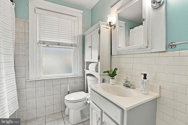 116 SAINT PAULS RD, Ardmore, PA 19003