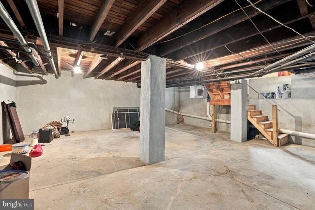116 SAINT PAULS RD, Ardmore, PA 19003