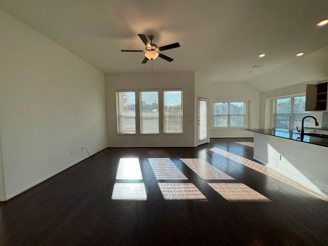 1425 Morning View RD, Georgetown, TX 78634