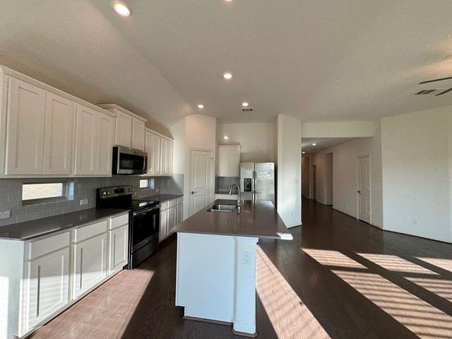 1425 Morning View RD, Georgetown, TX 78634