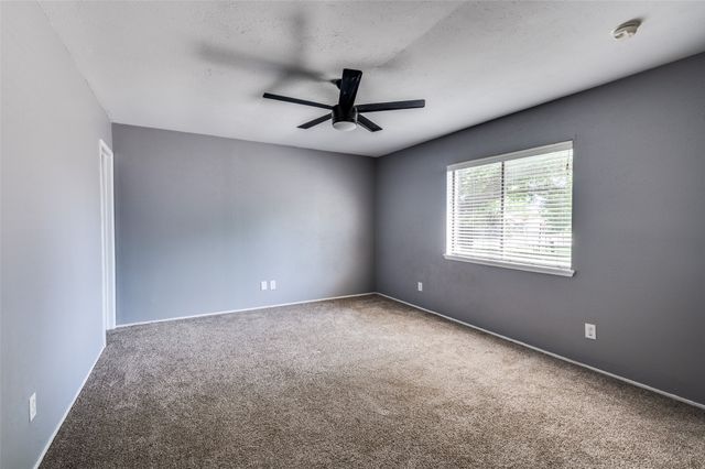 4201 Longmeadow Way, Fort Worth, TX 76133