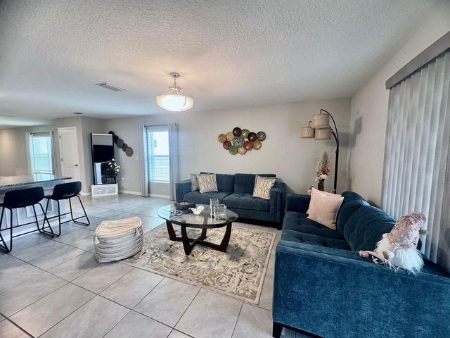 16605 MOSAIC OAR DRIVE, Wimauma, FL 33598