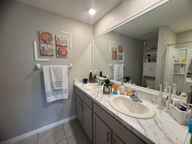 16605 MOSAIC OAR DRIVE, Wimauma, FL 33598