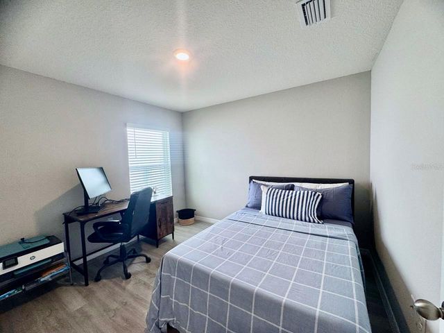 16605 MOSAIC OAR DRIVE, Wimauma, FL 33598