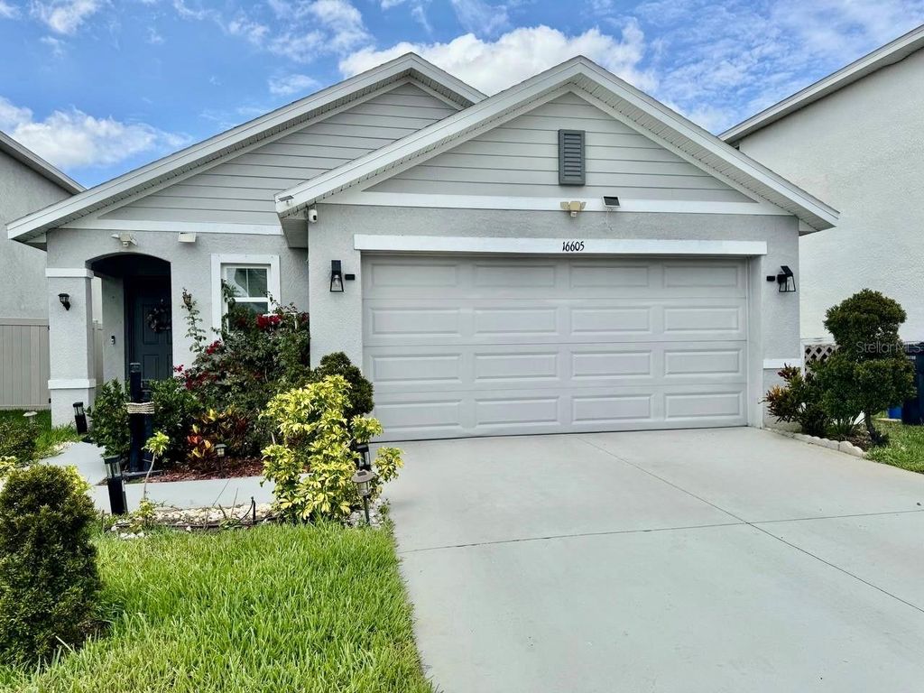 16605 MOSAIC OAR DRIVE, Wimauma, FL 33598