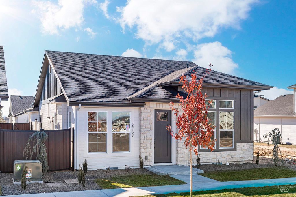 2269 E Hidcote St., Meridian, ID 83642