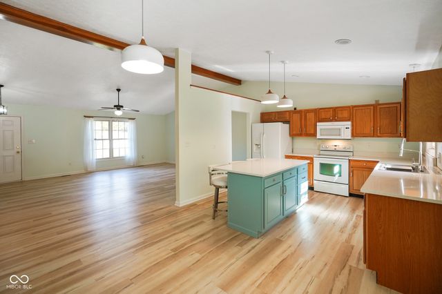 6991 N Baltimore Road, Monrovia, IN 46157