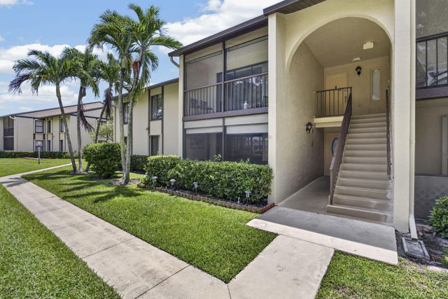 820 Sky Pine Way H2, Greenacres, FL 33415