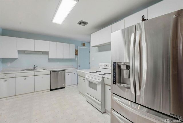 2927 S Stuart Street, Denver, CO 80236