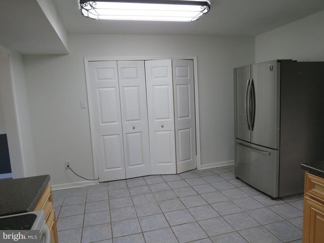 77 BRAITHWAITE LN, Quakertown, PA 18951