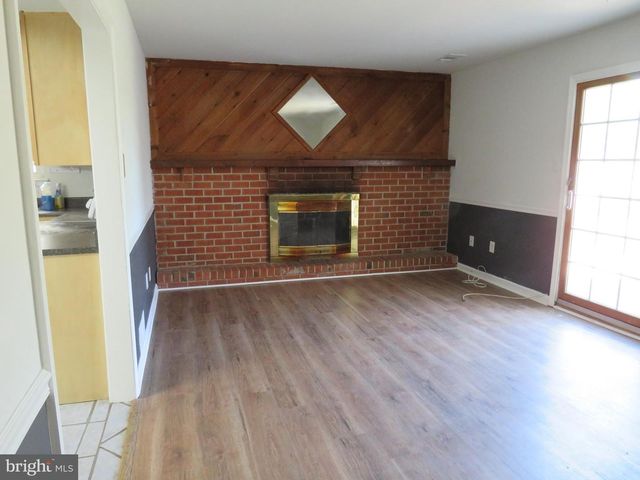 77 BRAITHWAITE LN, Quakertown, PA 18951