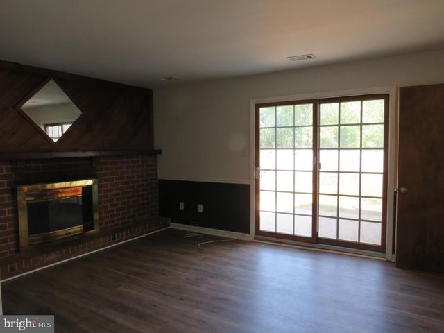 77 BRAITHWAITE LN, Quakertown, PA 18951