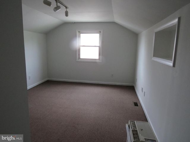 77 BRAITHWAITE LN, Quakertown, PA 18951