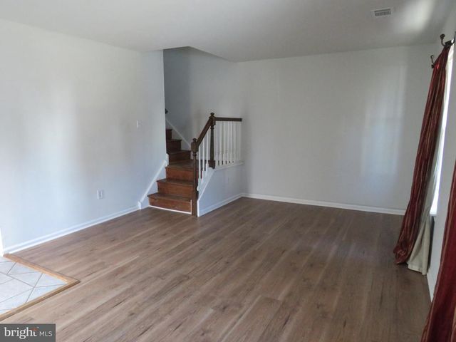 77 BRAITHWAITE LN, Quakertown, PA 18951