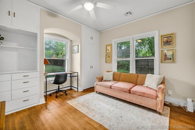 216 S Knoxville Avenue, Tulsa, OK 74112