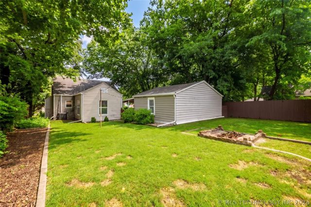 216 S Knoxville Avenue, Tulsa, OK 74112