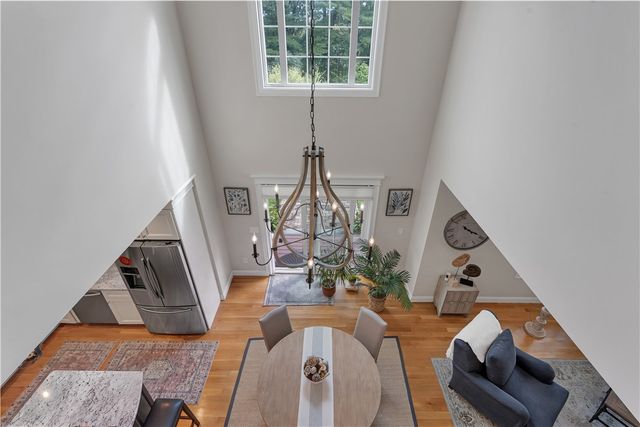 68 Wolf Hill Road, Smithfield, RI 02917