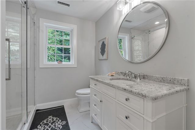 68 Wolf Hill Road, Smithfield, RI 02917