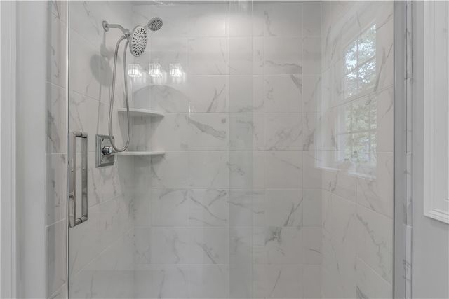 68 Wolf Hill Road, Smithfield, RI 02917