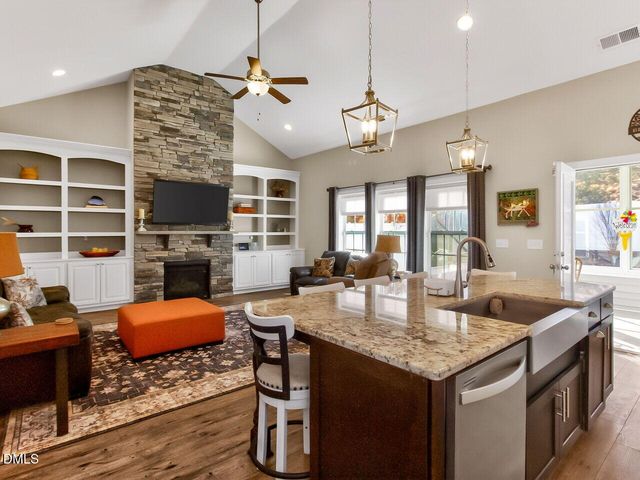 20 Bowhill Drive, Clayton, NC 27527