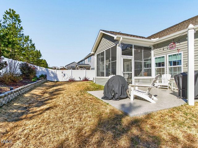 20 Bowhill Drive, Clayton, NC 27527