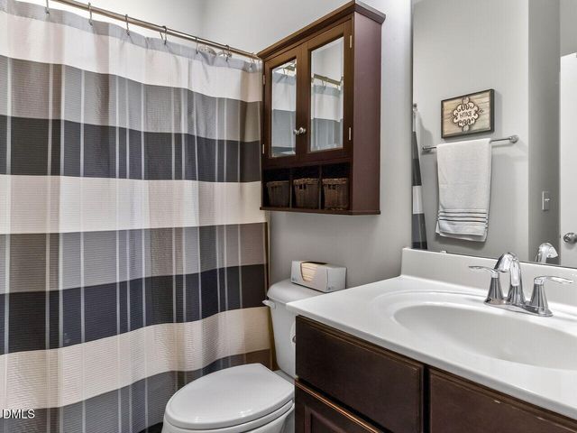 20 Bowhill Drive, Clayton, NC 27527