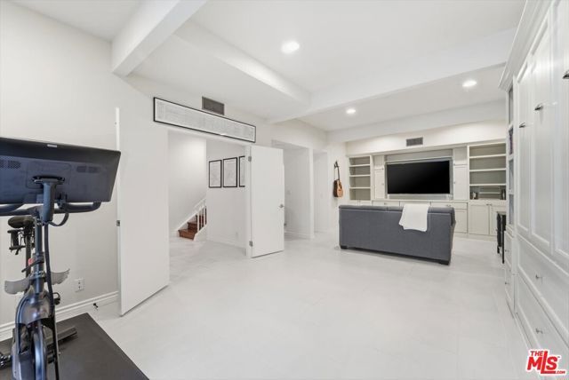 1544 Michael Lane, Los Angeles, CA 90272