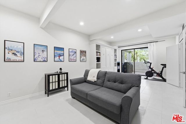 1544 Michael Lane, Los Angeles, CA 90272