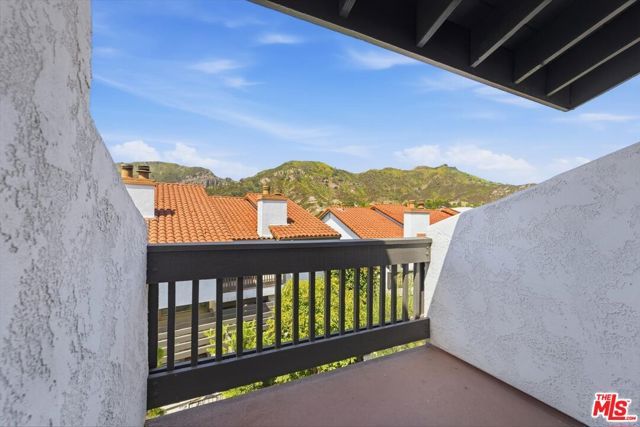 1544 Michael Lane, Los Angeles, CA 90272