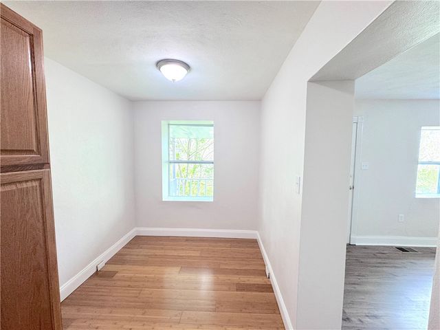 2528 Homehurst Ave, Overbrook, PA 15234
