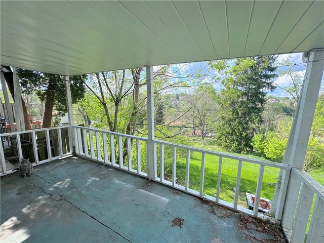 2528 Homehurst Ave, Overbrook, PA 15234