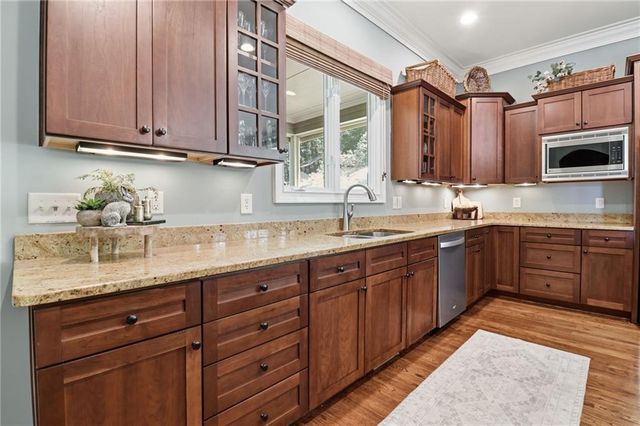 70 Craftsman Trail, Big Canoe, GA 30143