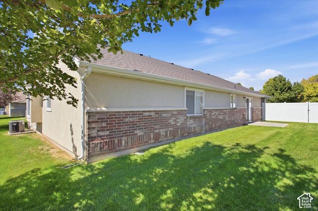 1025 W 2250 N, Layton, UT 84041