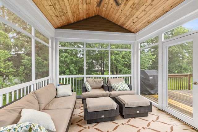 1422 Crystalline Drive Se, Gaines Twp, MI 49316