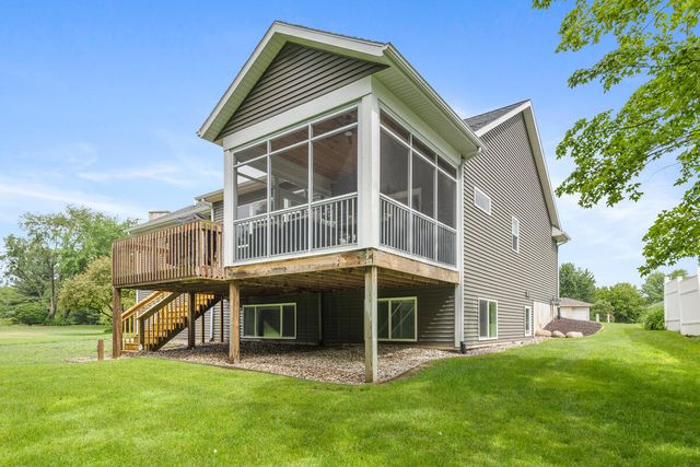 1422 Crystalline Drive Se, Gaines Twp, MI 49316