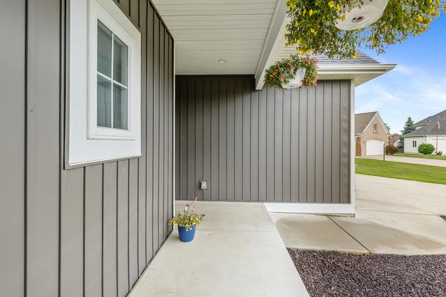 1422 Crystalline Drive Se, Gaines Twp, MI 49316