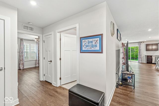 2739 Stonebridge Drive, Lebanon, IN 46052