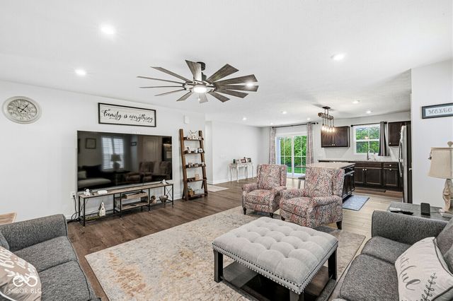 2739 Stonebridge Drive, Lebanon, IN 46052