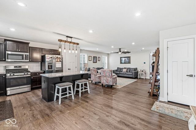 2739 Stonebridge Drive, Lebanon, IN 46052