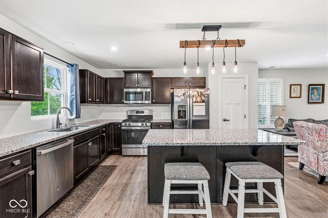 2739 Stonebridge Drive, Lebanon, IN 46052