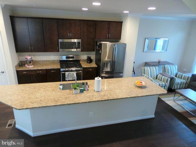 25278 ARROWROOT TER, Chantilly, VA 20152