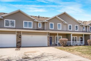 10603 Hickory Drive 2, Urbandale, IA 50322