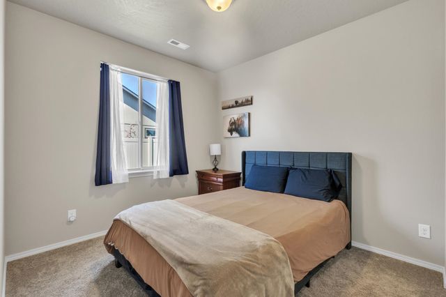 713 Condor Dr, Cheney, WA 99004