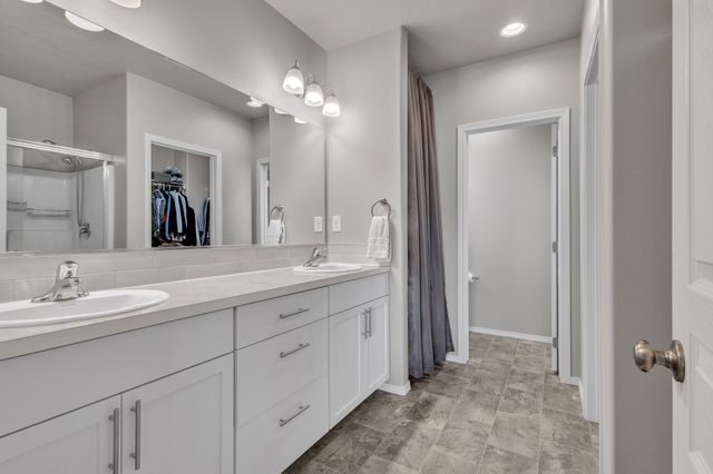 713 Condor Dr, Cheney, WA 99004