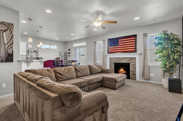 713 Condor Dr, Cheney, WA 99004