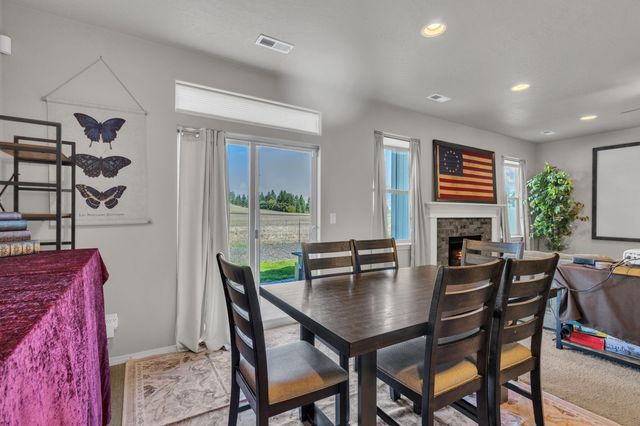 713 Condor Dr, Cheney, WA 99004