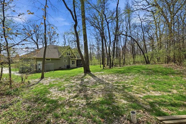 292 Maple Heights Road, Marshall, WI 53559