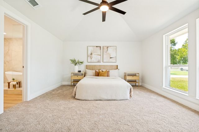 109 Shadow Drive, Red Oak, TX 75154
