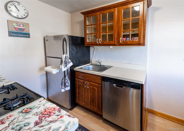 136-59 Jewel Avenue A, Flushing, NY 11367